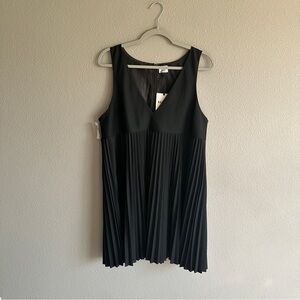 NWT Sunday Best Aritzia Black Pleated Baby Doll Dress Large